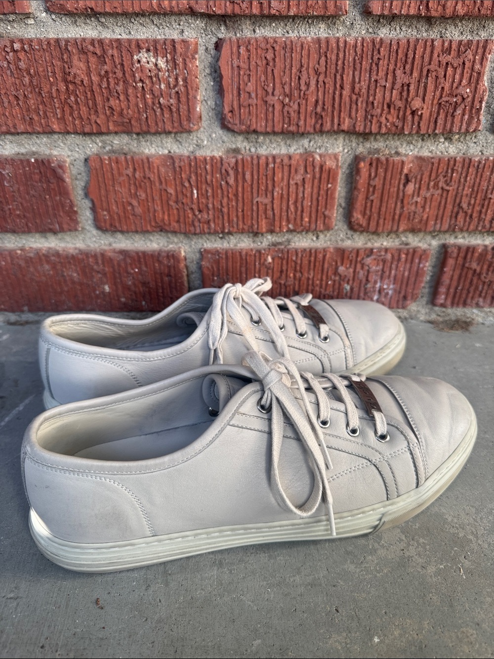 Gucci Miro Soft Leather Sneakers - Picture 6 of 12